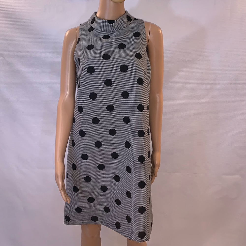 Tahari-Levine studio dress sleeveless size 6